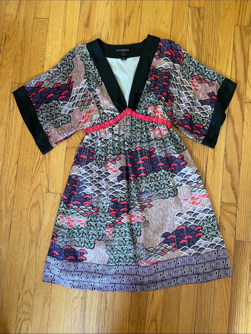 MNG Collection (Mango) 100% Silk Kimono Dress in Black, Purple & Pink